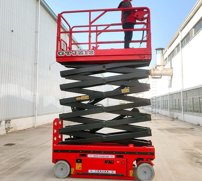 群英乡自行走移动式升降机